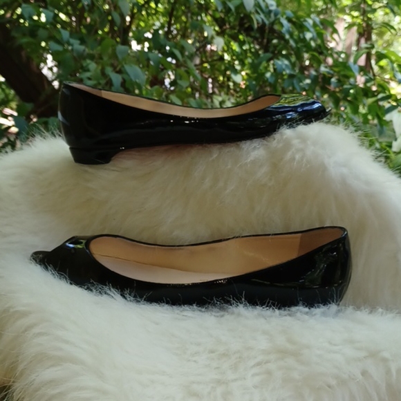 Christian Louboutin flats. - Picture 3 of 13